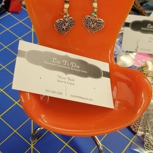 Silver Tone Earrings Butterflies in Heart w beads